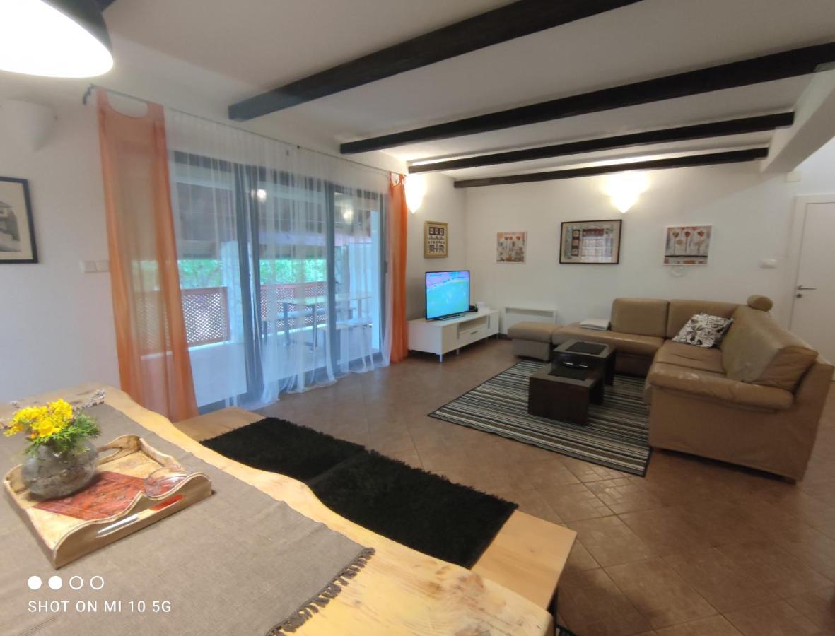 Mila Holiday Home Lohovo Exterior photo